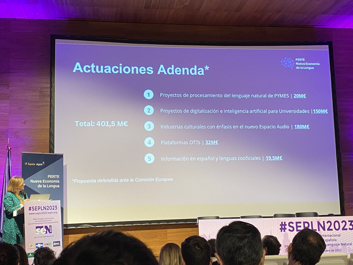 maite_martin's tweet photo. El #PLN está de moda
@cristinagallach  presenta algunas ayudas del #PERTE de la #NuevaEconomíaDeLaLengua 

Y todo esto está pasando en #Jaén en el marco de la #SEPLN2023

#JaénEsIA @ujaen @NLP_SINAI @AytoJaen @dipujaen https://t.co/7ZpR44kcZ3