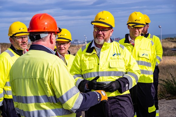 Graham Simpson (@grahamsmsp) on Twitter photo I had a fascinating visit to the <a href="/ssethermal/">SSE Thermal</a> power station at Peterhead this week with <a href="/david_duguid/">David Duguid</a> @dlumsden and <a href="/LiamKerrMSP/">Liam Kerr</a> to learn about their plans to capture their carbon and send it to St Fergus by the end of the decade. #energysecurity I had a fascinating visit to the <a href="/ssethermal/">SSE Thermal</a> power station at Peterhead this week with <a href="/david_duguid/">David Duguid</a> @dlumsden and <a href="/LiamKerrMSP/">Liam Kerr</a> to learn about their plans to capture their carbon and send it to St Fergus by the end of the decade. #energysecurity