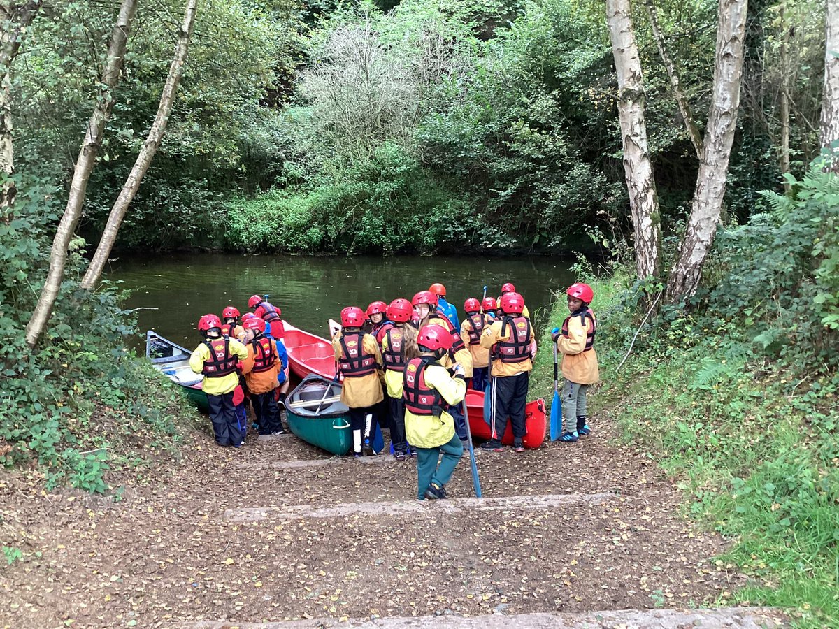 whcps's tweet photo. Fun on the water in the canoeing session this morning. #raftclub #Boreatton #WHCYear6 https://t.co/Q8ktnqVtzd