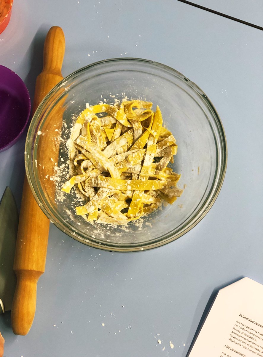 ZERO WASTE BCN (@zerowastebcn) on Twitter photo Cicle de pasta vegana 😋 Els dijous al matí al <a href="/patillimona/">Pati Llimona</a> , comencem la setmana vinent! +info i inscripcions👇🏼
inscripcions.patillimona.net/MiramModular/b… Cicle de pasta vegana 😋 Els dijous al matí al <a href="/patillimona/">Pati Llimona</a> , comencem la setmana vinent! +info i inscripcions👇🏼
inscripcions.patillimona.net/MiramModular/b…