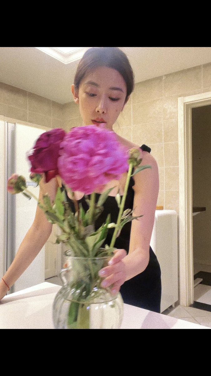 Michell46884729's tweet photo. 나와 고양이의 일상 # 고양이#애완동물 https://t.co/CsajvIkIyM