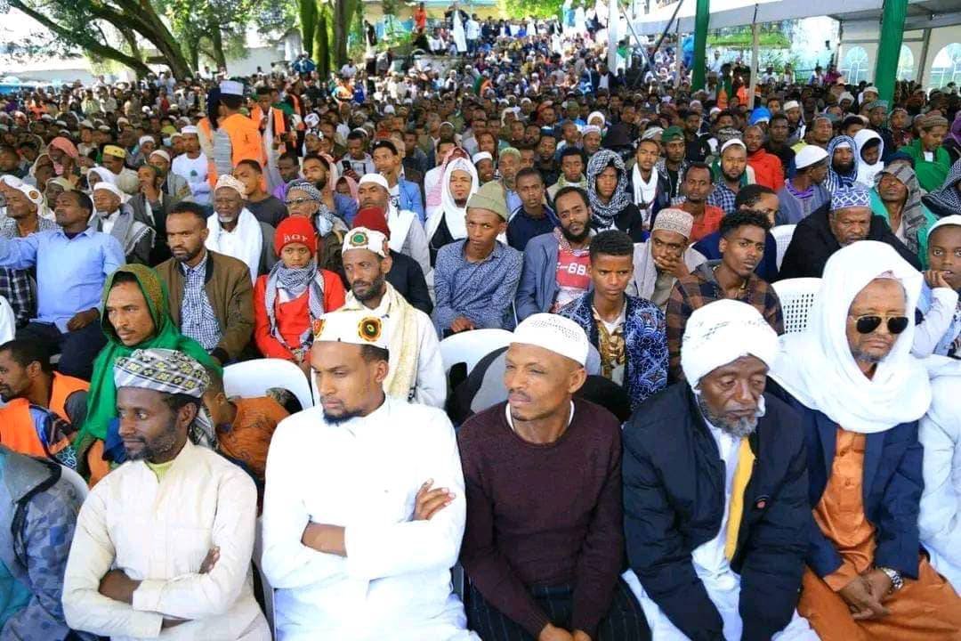 AbrarSuleiman's tweet photo. መልካም በአል ለኢትዮጵያውያን በሙሉ!

ተዋዶ ያለበት እስላም ክርስቲያኑ፤
ተዘነጋሽ እንዴ #ኢትዮጵያ መሆኑ

አልሀምዱሊላህ እንኳንም ኢትዮጵያዊ ሆንኩ!
#Ethiopia https://t.co/m2G3RhsaO9