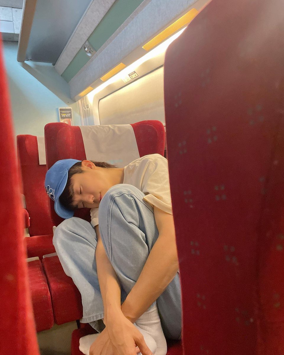 기여운 우리 강쥐,,💙