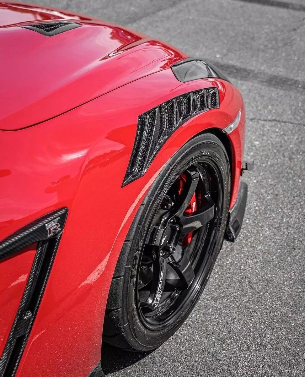 Nissan GTR-R35 💋