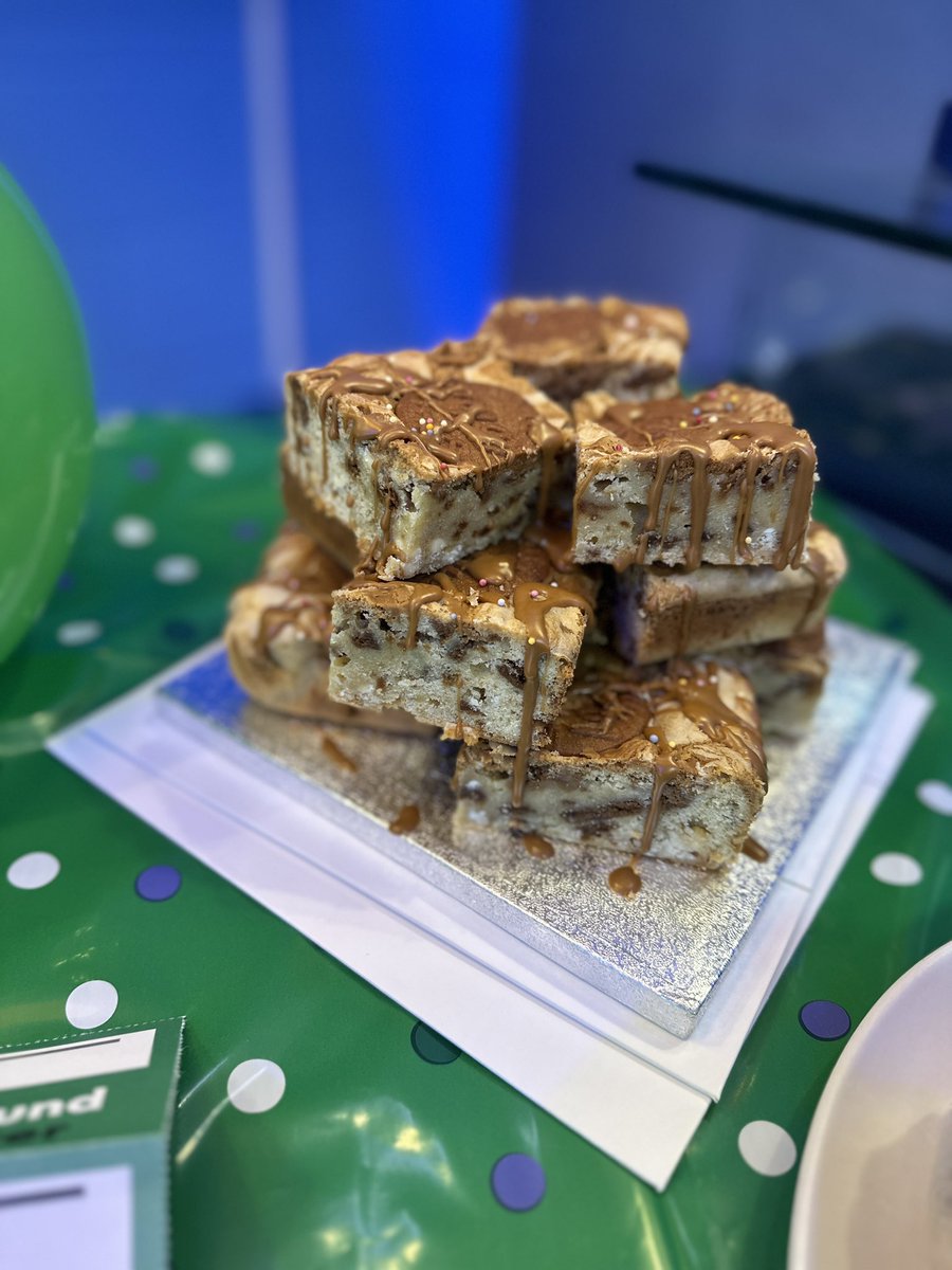 Powercorltd's tweet photo. Powercor’s first day MacMillan coffee morning! #macmillancoffeemorning https://t.co/sa4LGOcRO2