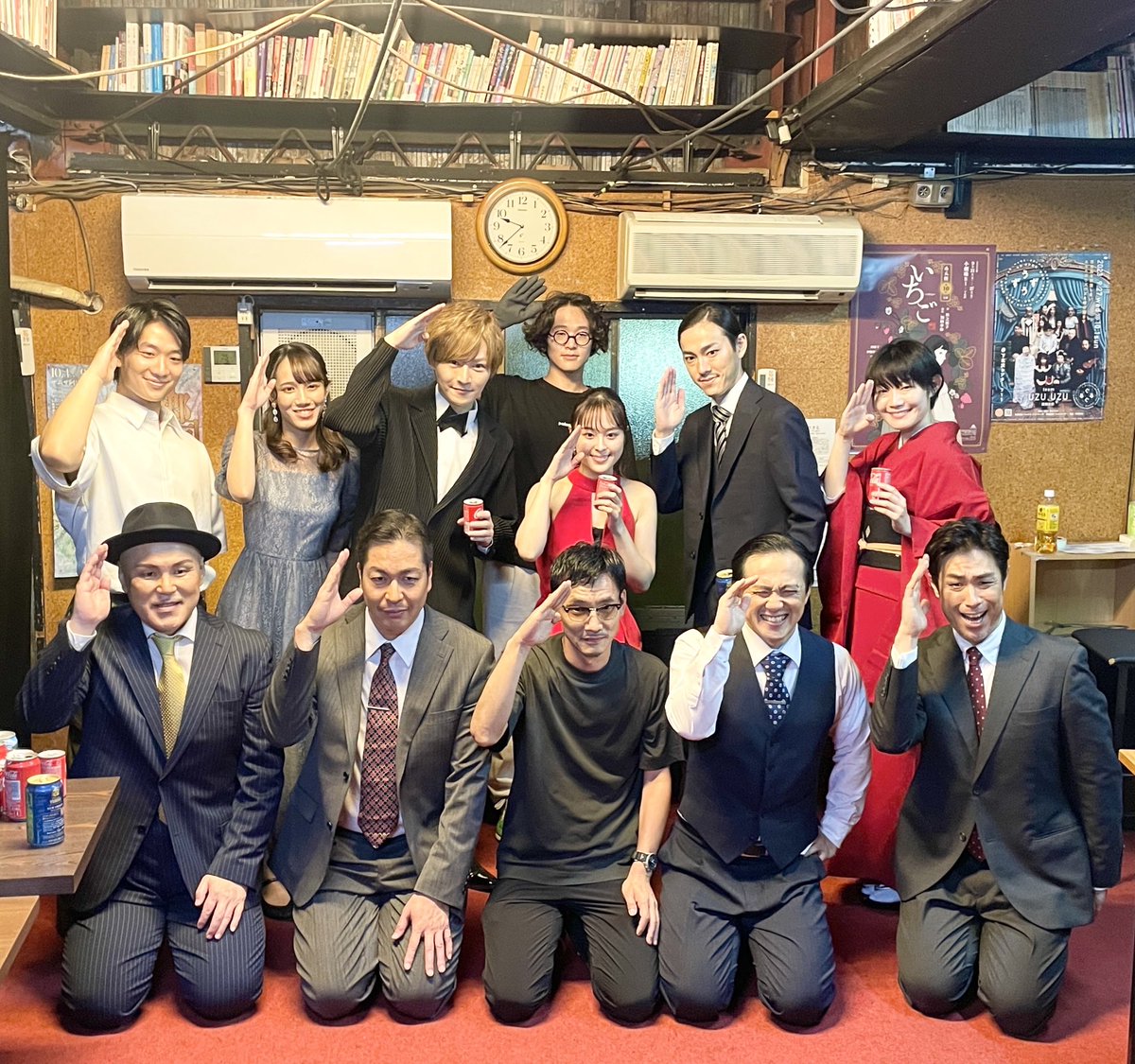 otts_k's tweet photo. 水曜日の鈴木です。

先週は田中角栄になっておりました。
今週はファミリーミュージカルで歌って踊ります。

振れ幅の大きさに自分でもびっくり😳 https://t.co/pyBmmTNkwm