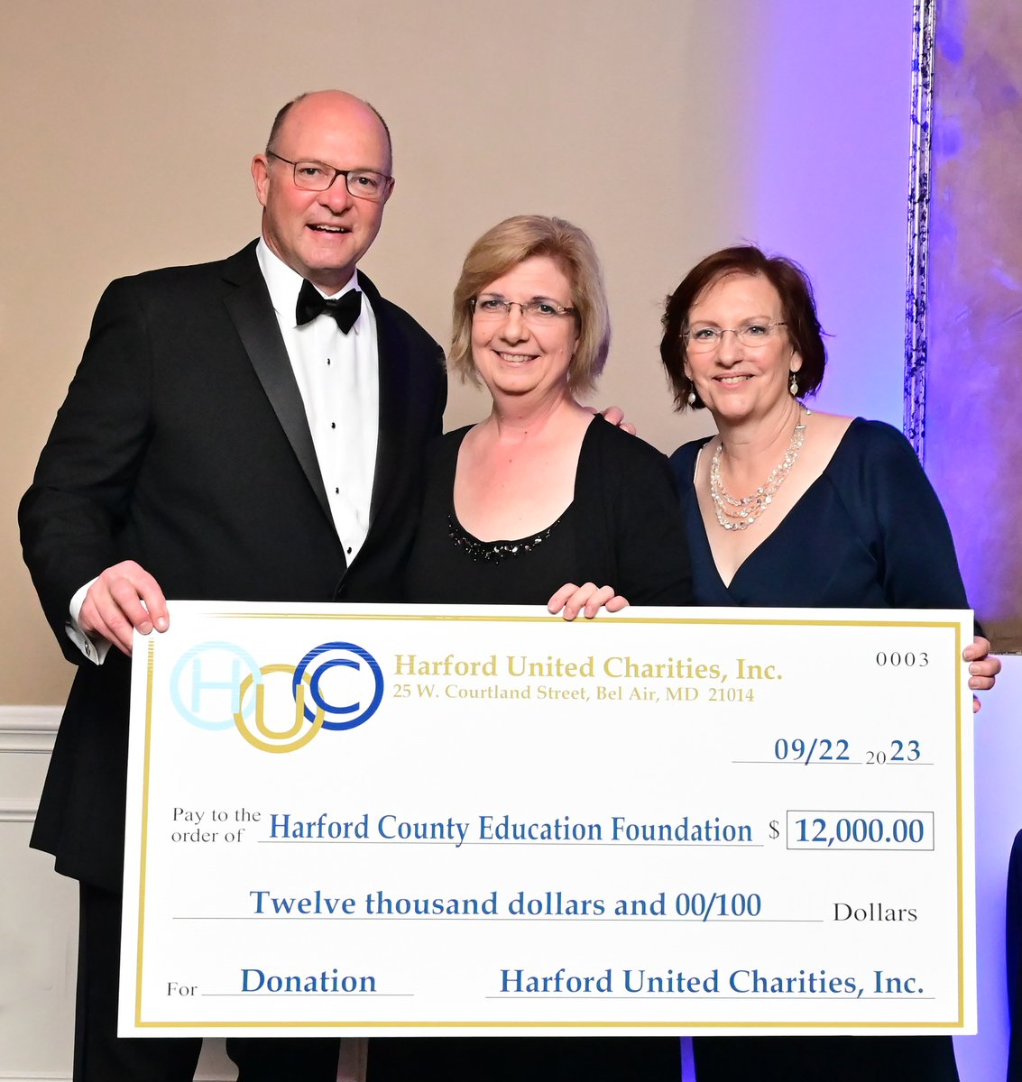 harfordedu's tweet photo. We are honored to receive this amazing donation from Harford United Charities  during their extraordinary gala.  Our heartfelt thanks to County  Executive Bob Cassilly and Deb Cassilly for being gracious hosts and to the host committee for planning this extraordinary event. https://t.co/d4N3aBKLv1