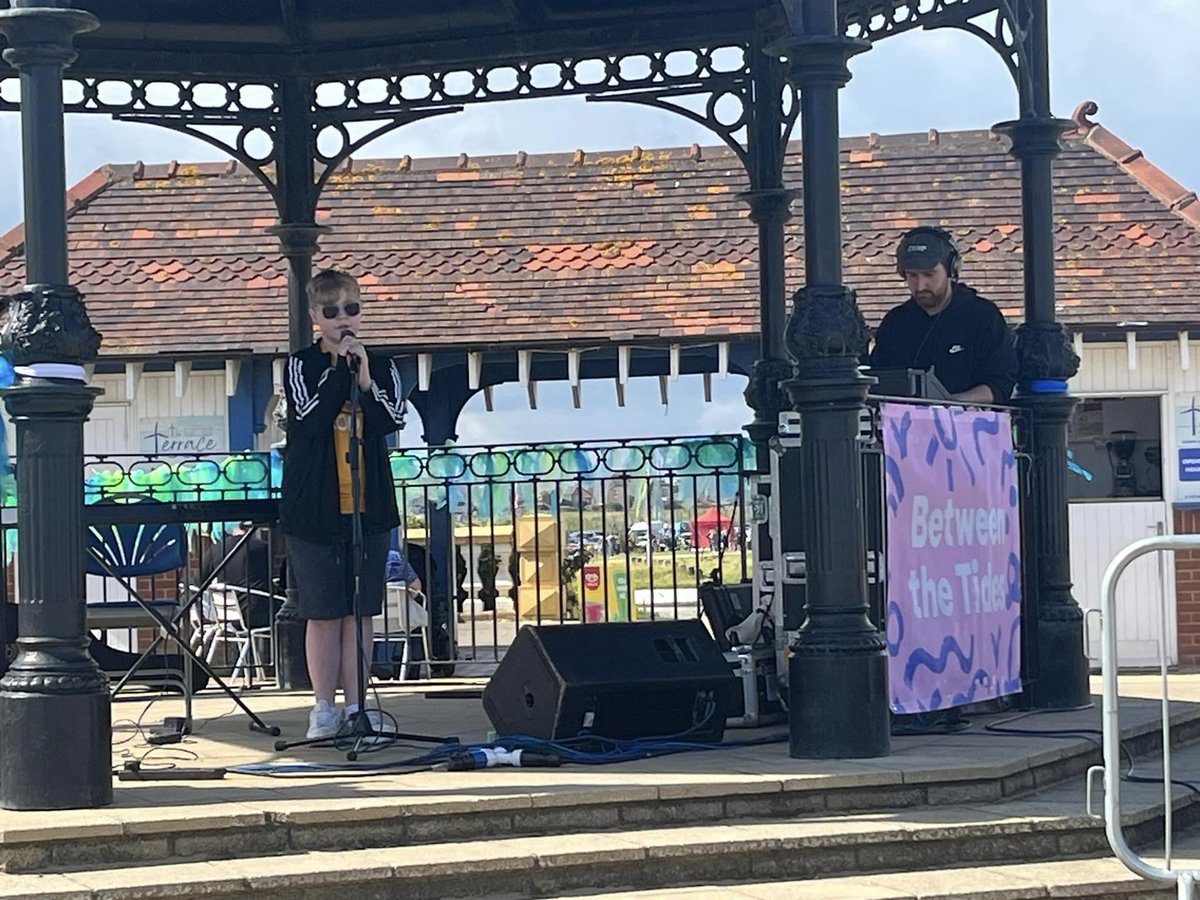 Tuned In! tweet media