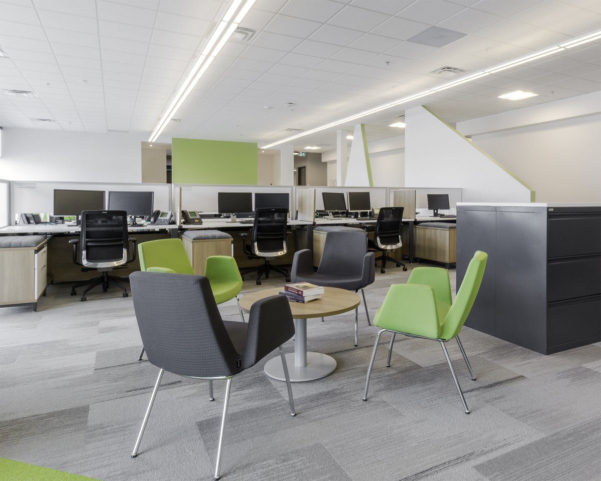 BorgoSeating's tweet image. Discover Jolly by Borgo Contract Seating – the versatile lounge chair designed for ever-changing contexts. From conference rooms to hospitality spaces, Jolly combines comfort and elegance effortlessly. Learn more: borgo.com/jolly #BorgoSeating #NeoCon2023 #FurnitureDesign