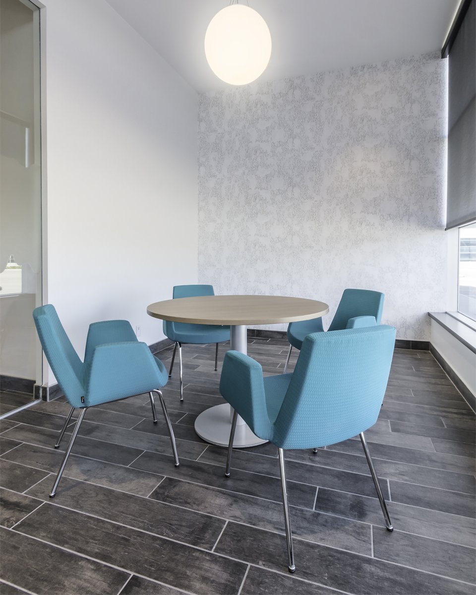 BorgoSeating's tweet image. Discover Jolly by Borgo Contract Seating – the versatile lounge chair designed for ever-changing contexts. From conference rooms to hospitality spaces, Jolly combines comfort and elegance effortlessly. Learn more: borgo.com/jolly #BorgoSeating #NeoCon2023 #FurnitureDesign