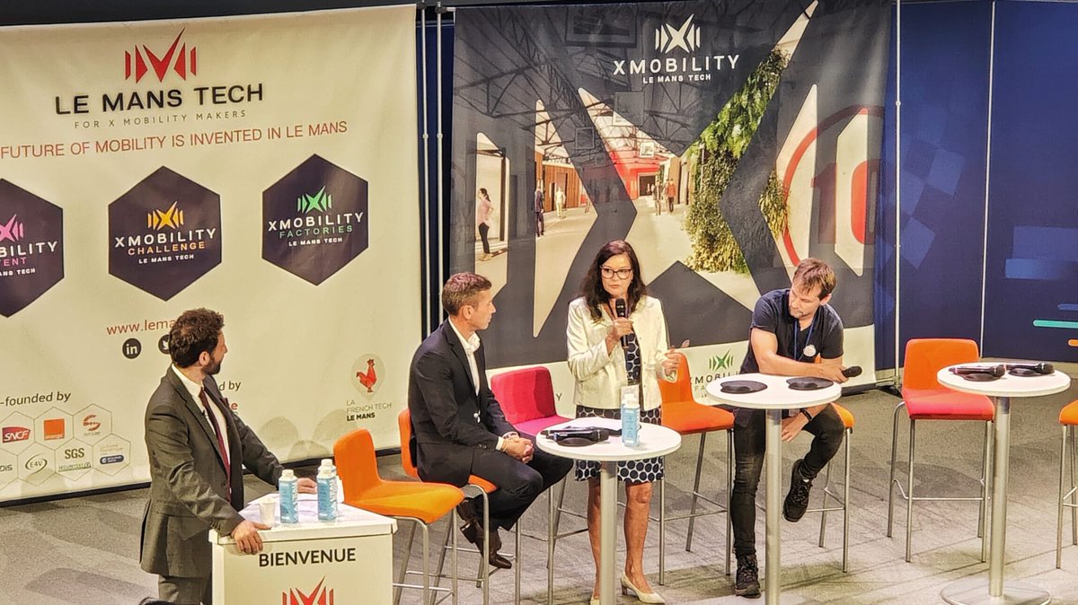 [#XMOBILITY 2024] En direct du siège social d' <a href="/MMAssurances/">MMA</a>

Ouverture de la 6e edition du salon des #mobilités de demain ! 🌱
Merci à <a href="/ffequant/">FRANCOIS FEQUANT</a>, <a href="/ChartonPatricia/">PATRICIA CHARTON</a> et Marc Evenisse pour leur introduction !

Place au futur et un monde plus #responsable 🌍 

#transport #ernegy