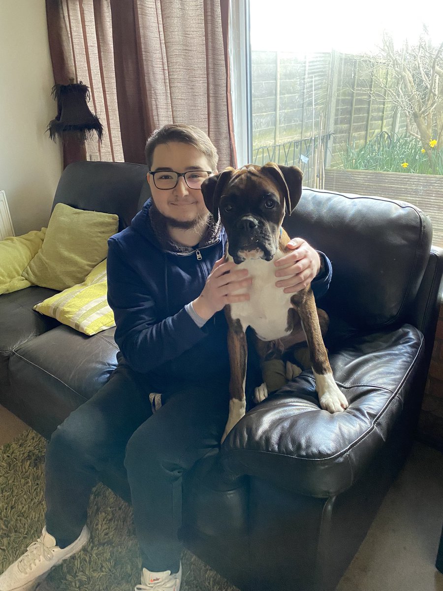 12 weeks ago today……💔
At 6-20pm, could everyone raise a glass of whatever your tipple is to Callum, it’s extremely special as he would’ve turned 23 today too. 
Love you my boy 🥃🎸
Please RT
