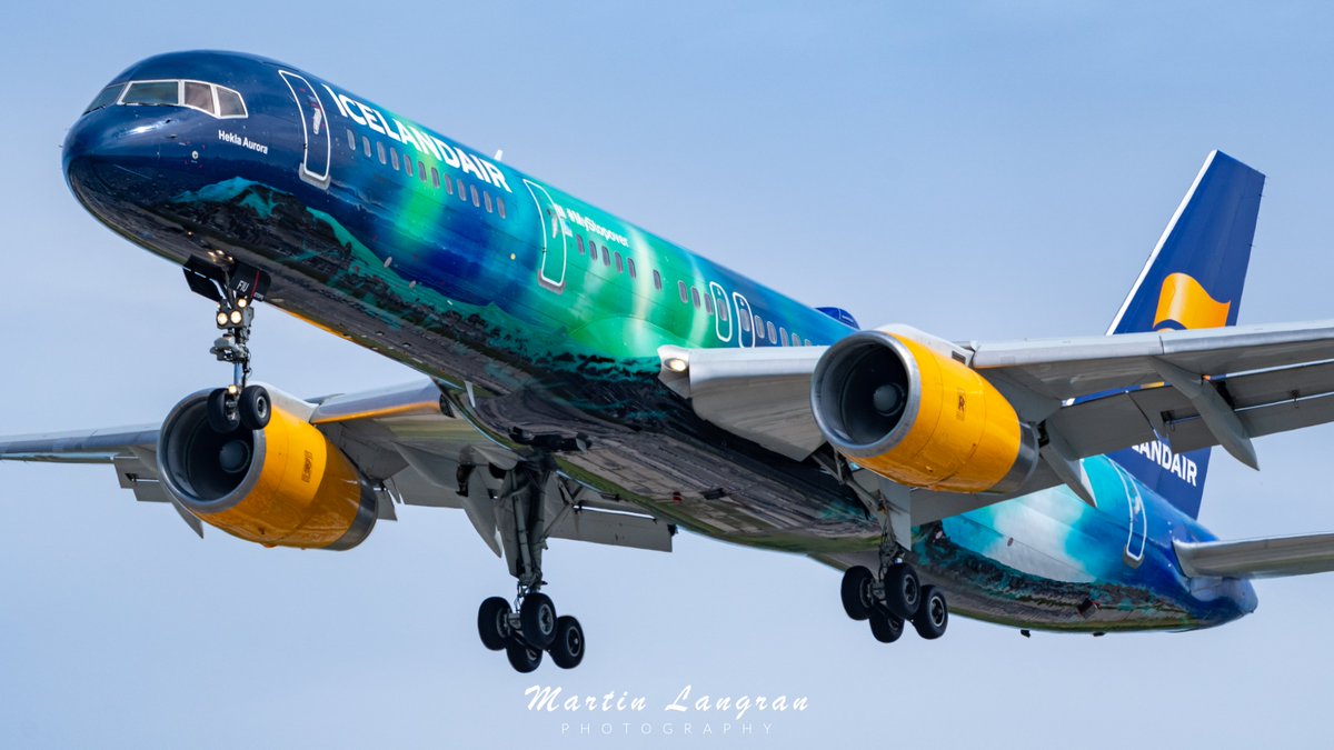airlinerslive's tweet photo. Today we smashed through 757,000 subscribers on @YouTube!! 

Thanks to all of our community members and viewers for supporting the channel through this EPIC year!

#avgeeks #aviation #planespotting @YouTubeCreators #youtube #planespottinglive https://t.co/pSnh1E6NIk