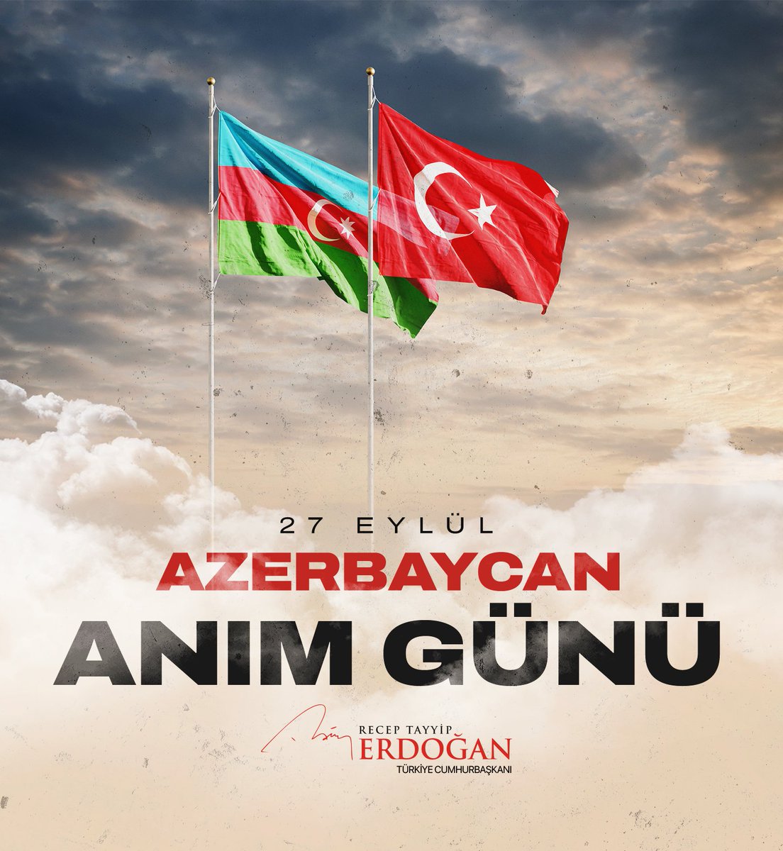 Karabağ'ın ve işgal altındaki Azerbaycan topraklarının destansı azatlık mücadelesinin başlangıcı olan Anım Günü'nde tüm şehitlerimizi rahmetle, gazilerimizi hürmetle yâd ediyorum. Qarabağ Azərbaycan'dır! 🇹🇷🇦🇿