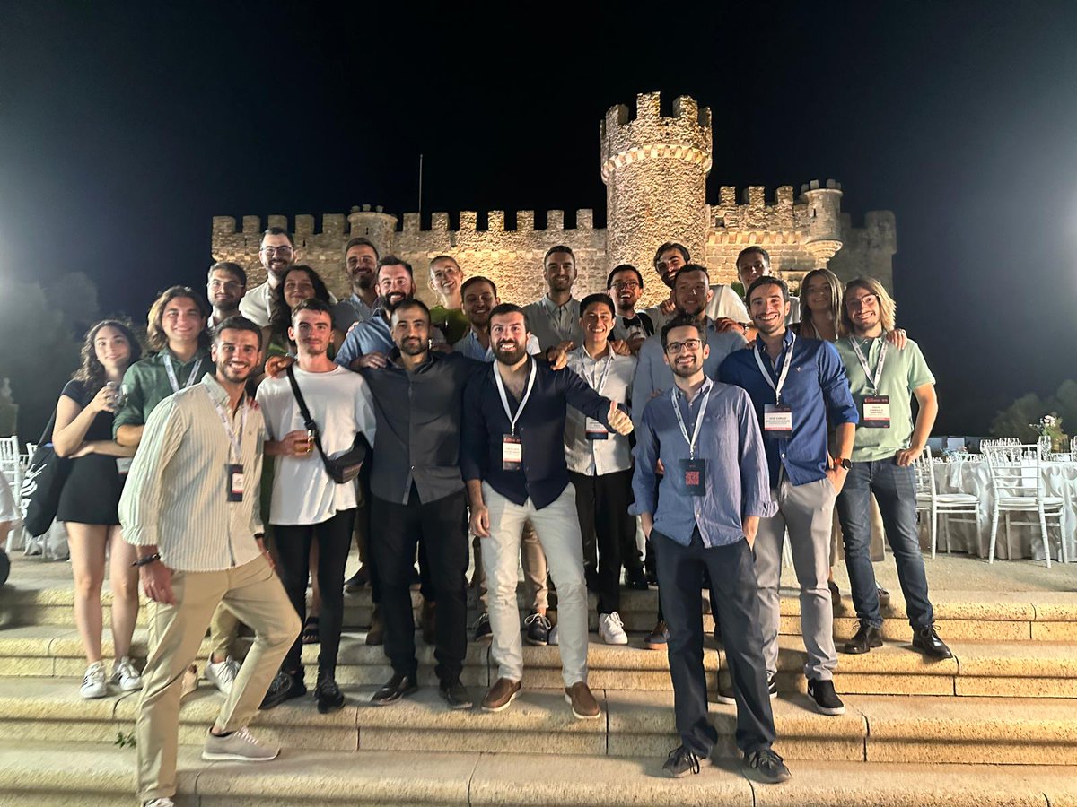 Huge presence of <a href="/MobilenetUMA/">MobileNetUMA</a> <a href="/InfoUMA/">Universidad de Málaga</a> at URSI 2023 - "XXXVIII Simposio Nacional de la Unión Científica Internacional de Radio" <a href="/ursicaceres2023/">URSI 2023 - CÁCERES</a> with more than fifteen presentations on cutting-edge #research on #telecommunications, #5g, #IoT, #avionics and #AI.