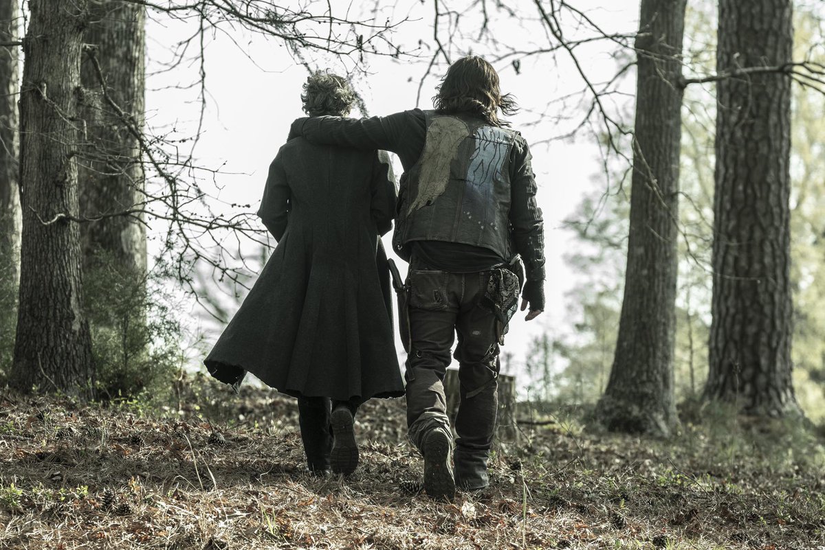 We all have a person who waits for us ❤️ #TWDDarylDixon