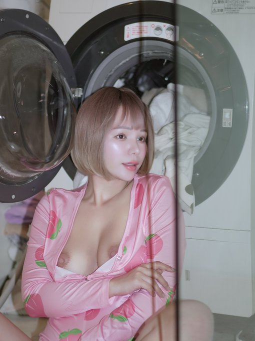 Do you like peaches?🍑 モモマン参上🍑 https://t.co/Z9G0dtg1s1