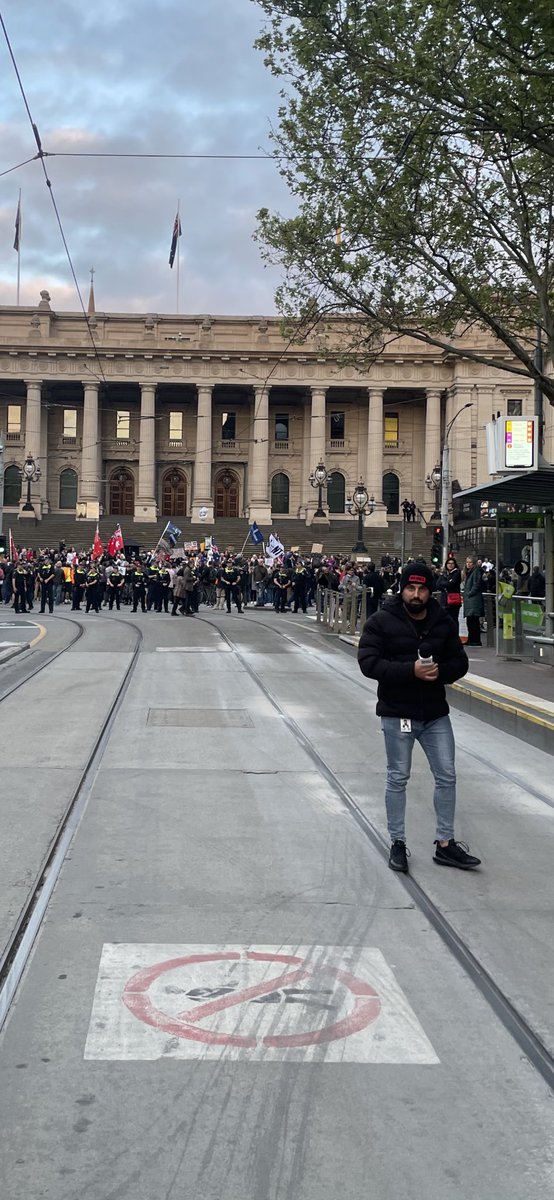 all of Melbourne tweet media