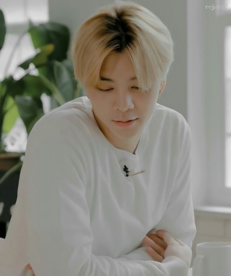 ⠀

สวัสดีครับ ก่อนอื่นขอบคุณทุกคนที่คอยสนับสนุน วันนี้ขอประกาศเรื่องสำคัญที่สุดในชีวิต ผม เคน คมธรรม กลับมาหาชาว zay me แล้วครับ อย่าลืมติดตามซีรี่ย์ใหม่ เร็ว ๆ นี้ 💚
#ทีละสาดยูนิ  #TRUNIx 

𝒛𝒂𝒚𝒎𝒆𝒌𝒆𝒏 
♥︎ 𝙇𝙞𝙠𝙚 : 8,567
💬 𝙑𝙞𝙚𝙬 𝙖𝙡𝙡 5,783 𝙘𝙤𝙢𝙢𝙚𝙣𝙩𝙨

⠀