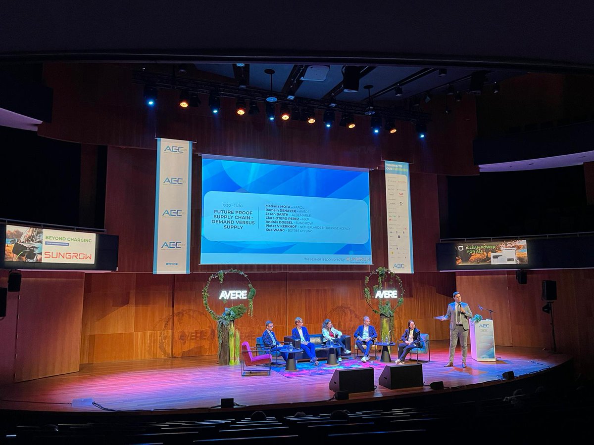 AVERE_EU's tweet image. Participants at AEC2023 are now hearing about the key developements in value chains we need to fully electrify European road transport. 

The breadth of topics discussed truly shows the reasons why we need to #JoinForcesfor2035