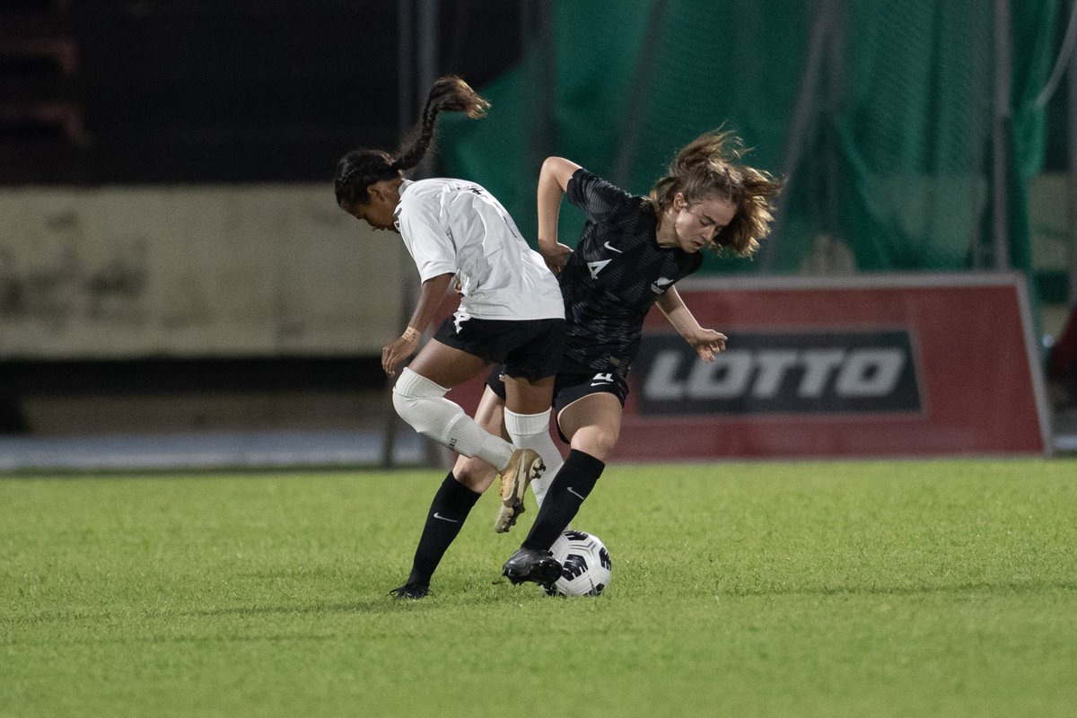 OFCfootball's tweet photo. PHOTOS | Check out the photos from the pulsating final between New Zealand and Fiji 🇫🇯🇳🇿⚽
#OW1623 #WEfootball https://t.co/Vd4wCzeBKM