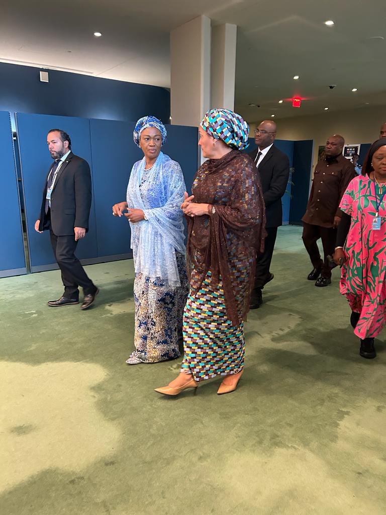 SenRemiTinubu's tweet photo. Earlier on Tuesday, I was received at the United Nations in New York by the Deputy Secretary General Amina Mohammed. We once again discussed extensively on various issues affecting Nigerian women and children, including health, economic empowerment and agricultural development. https://t.co/KGJbBgqPyD