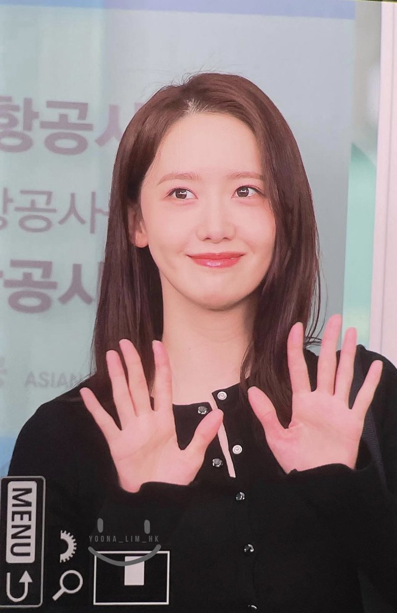 aycht4890's tweet photo. 230927 Yoona 🛫🇸🇬[PREVIEW]

#HKSONE #YLHK 
#YoonA #Limyoona #윤아 #임윤아  #林允兒
#GirlsGeneartion #SNSD #소녀시대 #しょうじょじだい #少女時代 https://t.co/6OQHXcd7u9