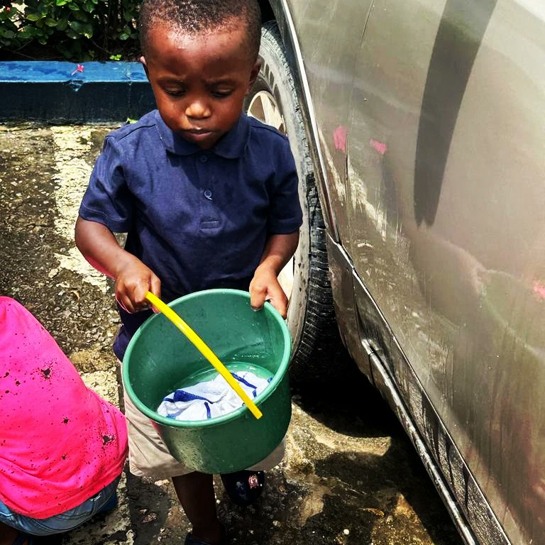 sssebutemetta's tweet image. Nursery pupils were hard at work yesterday during their Car Wash Day.

You can be sure that all cars were thoroughly washed!

#learningisdoing
#learningisfunwithus
#schoolisfun
#ourschoolrocks