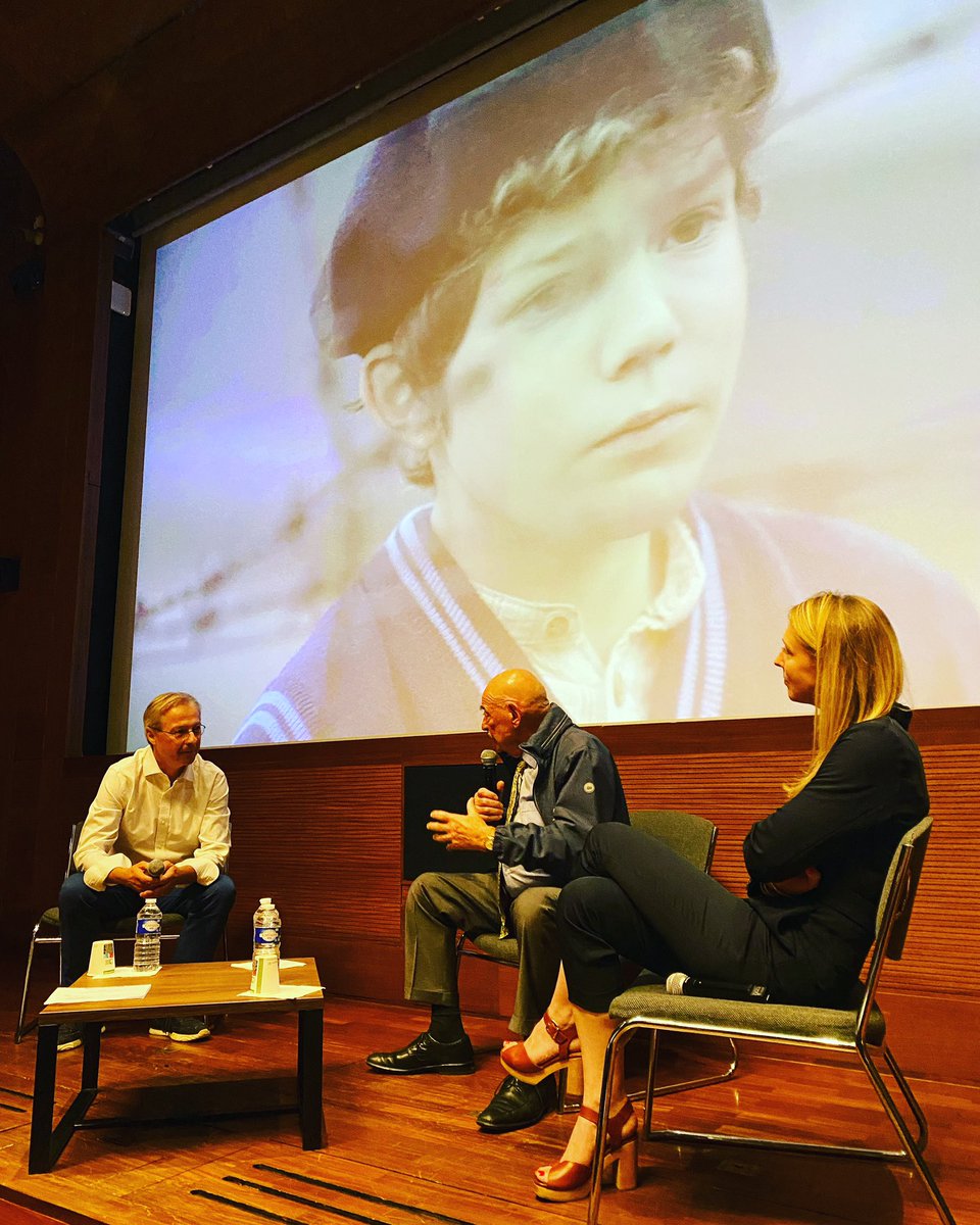 Elga Marzou (@elgamarzou) on Twitter photo #JosephWeismann a rappelé l’importance du devoir de mémoire.
A 92 ans, il témoigne toujours dans les écoles : « les jeunes sont notre avenir, je leur dis :
N’acceptez jamais l’inacceptable ».
🔴 Joseph
Dim01/10 <a href="/13h15/">13h15 France 2</a> <a href="/LaurentDelahous/">Laurent Delahousse</a> <a href="/MurielAttal/">Attal Muriel</a> <a href="/Shoah_Memorial/">Mémorial de la Shoah</a> @Alex_Kara #JosephWeismann a rappelé l’importance du devoir de mémoire.
A 92 ans, il témoigne toujours dans les écoles : « les jeunes sont notre avenir, je leur dis :
N’acceptez jamais l’inacceptable ».
🔴 Joseph
Dim01/10 <a href="/13h15/">13h15 France 2</a> <a href="/LaurentDelahous/">Laurent Delahousse</a> <a href="/MurielAttal/">Attal Muriel</a> <a href="/Shoah_Memorial/">Mémorial de la Shoah</a> @Alex_Kara