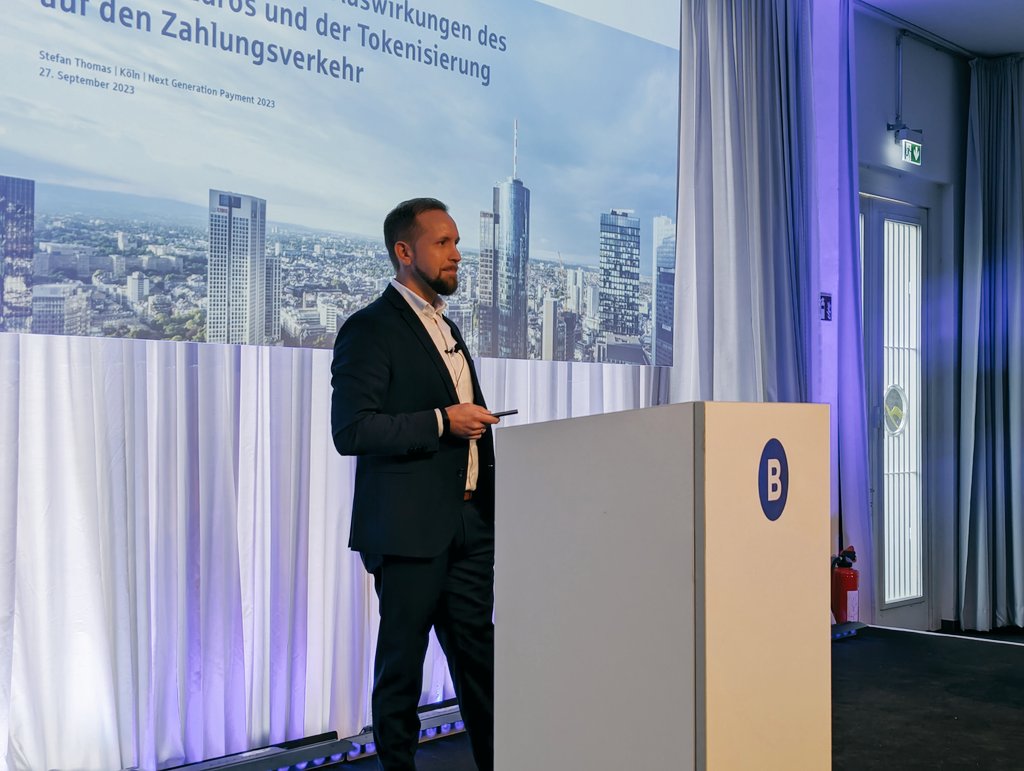 BANKINGCLUB tweet media