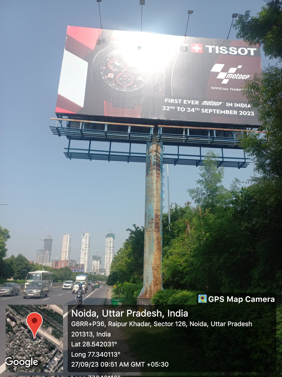 NOIDA_KHABAR's tweet photo. नोएडा प्राधिकरण को लाखों रुपए के राजस्व  का नुकसान हो रहा है अनुमति एक तरफ विज्ञापन करने की है लेकिन ठेकेदार द्वारा दोनों तरफ विज्ञापन करके लाखों की कमाई अपने जेब में @aajtak @AHindinews @dmgbnagar @CeoNoida @noida_authority @tricitytoday @dr_maheshsharma @NandiGuptaBJP https://t.co/bskJ3wLt3X