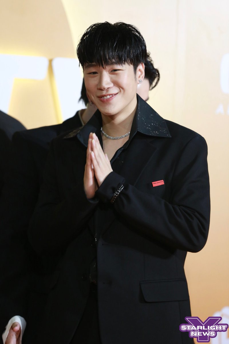 StarlightYnews's tweet photo. " เซ้ง วิชัย" ร่วมเดิน​ Orange Carpet ในงานแถลงข่าว​ "WeTV ALWAYS MORE 2024" 

#WeTVAlwaysMore2024
#WeTVth  
#Seng_wichai #เซ้งวิชัย https://t.co/5P94LCnU7c