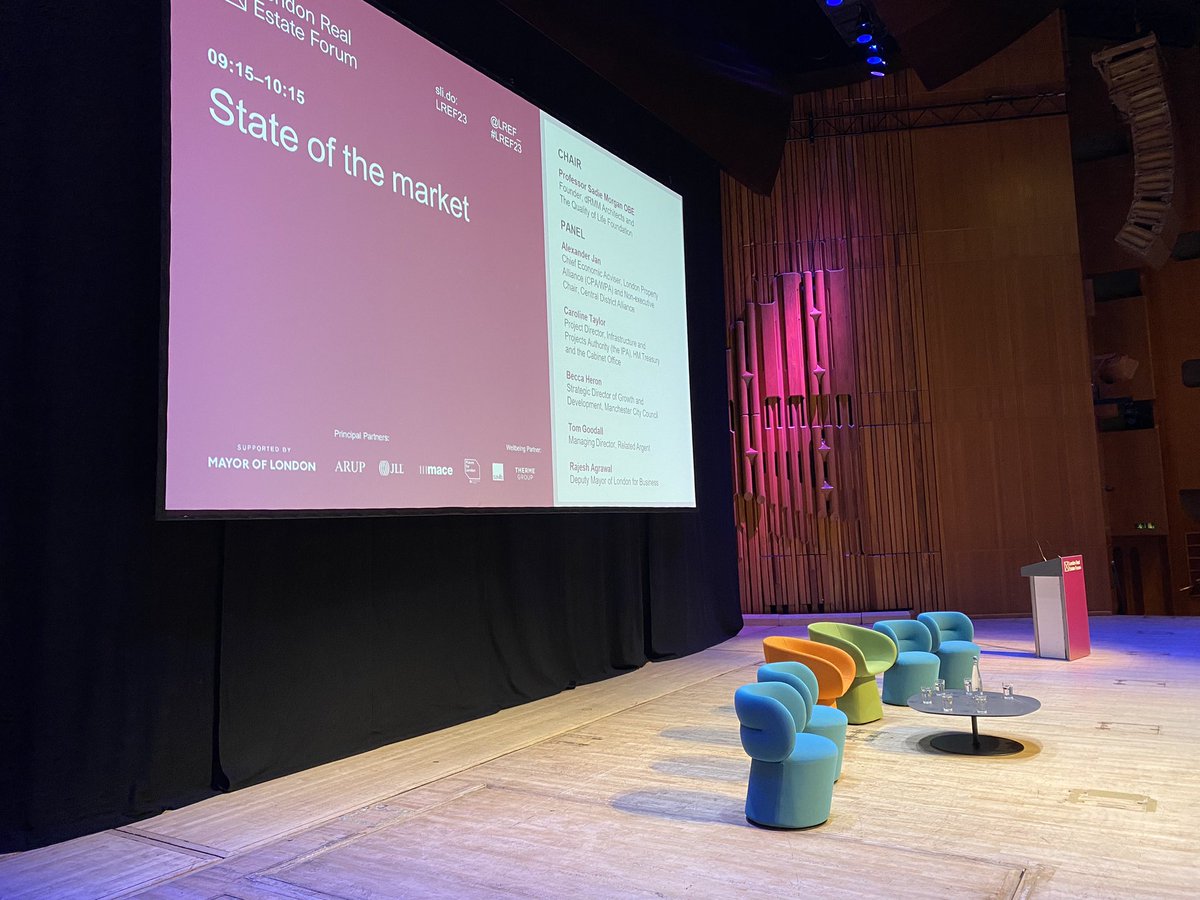 benjamin_shape's tweet photo. Waiting for 1500 people to fill this place up! @LREF_ #LREF2023 #value @nla https://t.co/fTr7ne3CkD