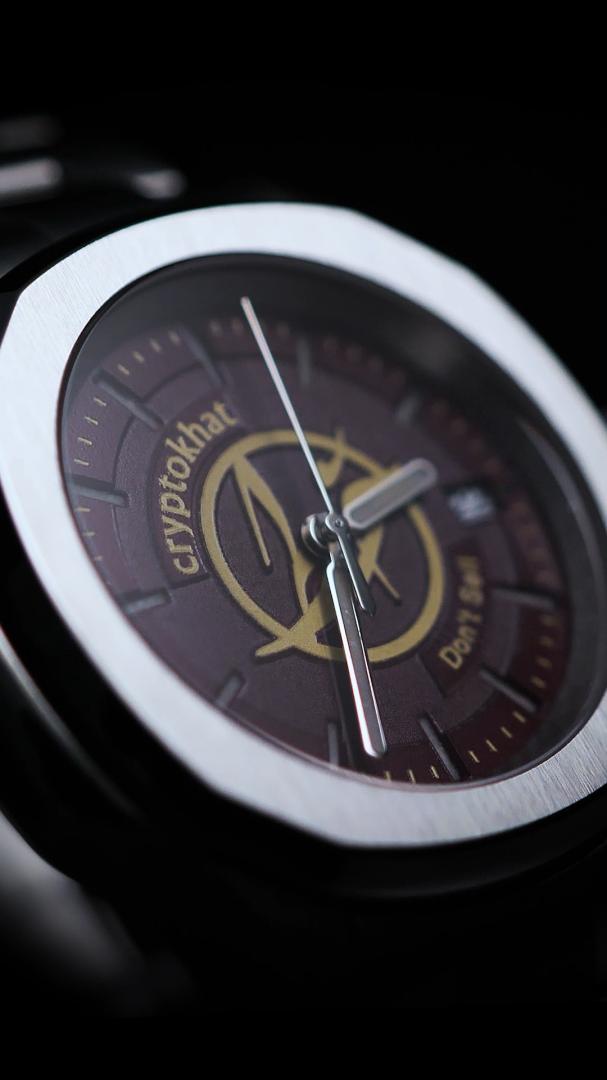 Thecryptokhat's tweet image. The countdown begins.

The Cryptokhat's Don't Sell watch is about to rewrite the rules of horology. Get ready to redefine your style and elevate your presence.

#Teaser #Cryptokhat #DontSell #Watch