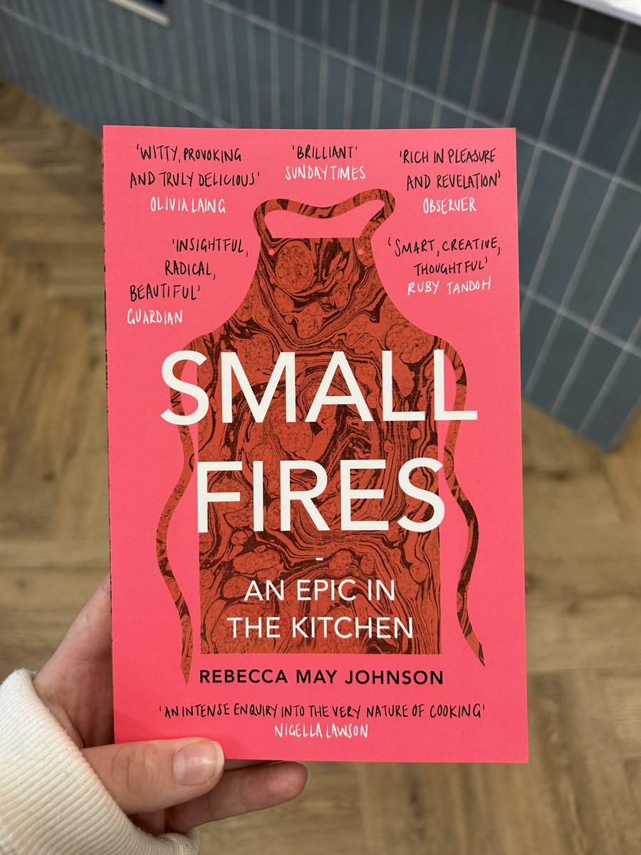 insightful evening discussing this amazing book w the kind, smart and charming @rebeccamjohnson 🍝 if you haven’t already, pick up this book now! ❤️‍🔥