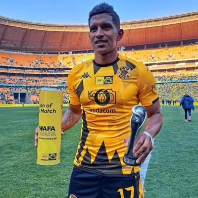 Tobisani1's tweet photo. It's a match day. Good luck to the Phefeni Glamour boys ❤️&amp;✌️#Amakhosi4Life https://t.co/2DWaRj1THW