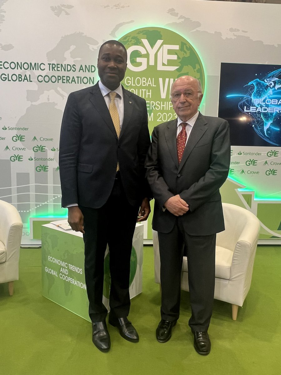 Ha sido un inmenso privilegio participar en la ponencia de D. Joaquín Almunia Amann, ex Ministro de Administraciones Públicas y ex vicepresidente de la Comisión Europea, en la que se ha destacado la postura de la Unión Europa frente a los desafíos globales. <a href="/gylforum/">Global Youth Leadership Forum®</a>