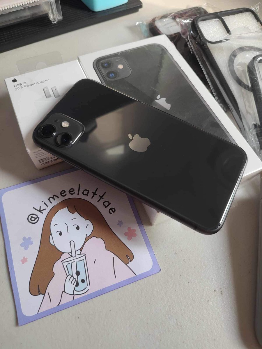 kimeelattae's tweet photo. WTS LFB PH

iPhone 11 (Black) - 128gb 
> battery health: 94%
> bought last May 2023
> freebies: 4 phone cases
> complete inclusions: box, usb-c adapter, charger cable, manual, sim ejector

〰️ Price: ₱25,000 + LSF
〰️ Prio payo or 2 weeks reservation (w/ minimal nrdp)
〰️ Can do meetup within Davao City
〰️ No history of repair and no dents (both front & back); all in good condition
〰️ Mop: GCash/Maya/BPI
〰️ Mod: Grab or Maxim | J&T only

RFS: Spare phone

DM if interested 📩