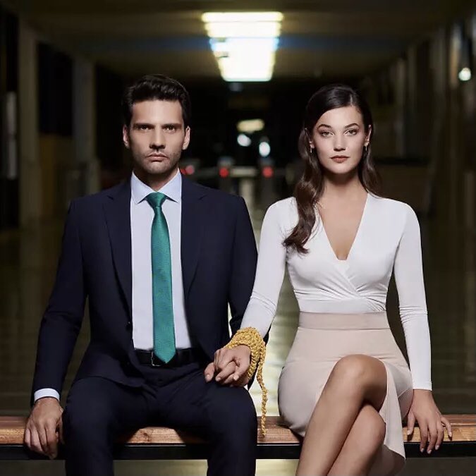 Yargı, Uluslararası Emmy Ödülleri'nde "En  İyi Dizi" adayı oldu.