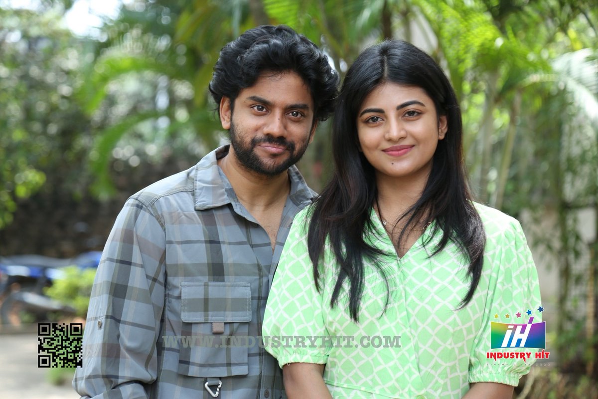 baraju_SuperHit's tweet photo. .#Vidhi First look launch event clicks 📸📸

#RohitNanda @anandhiactress @SricharanPakala @srikanthcinema
@vfxsrinath @NoIdeaEntmt @vamsikaka https://t.co/9CQFVMpqgF