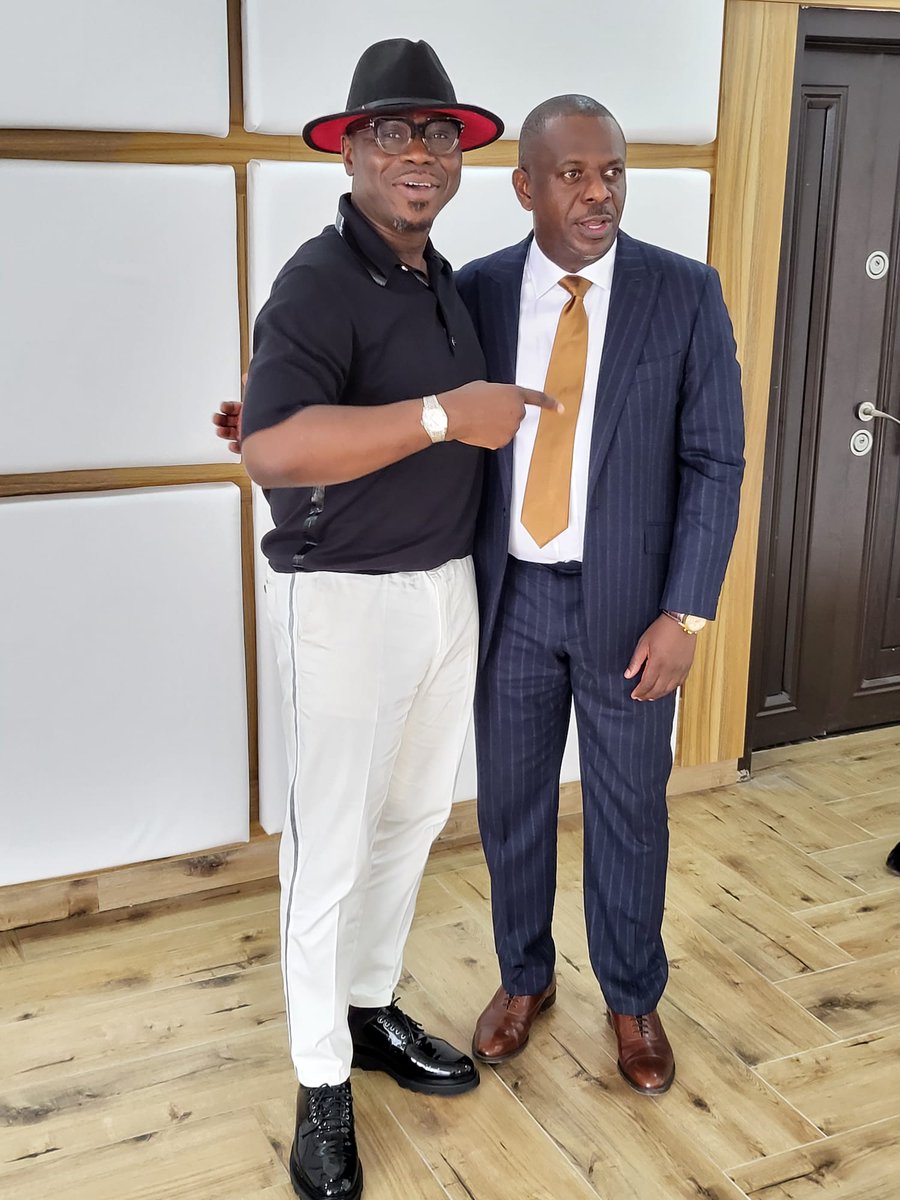 AdeyigaAwomuti tweet picture