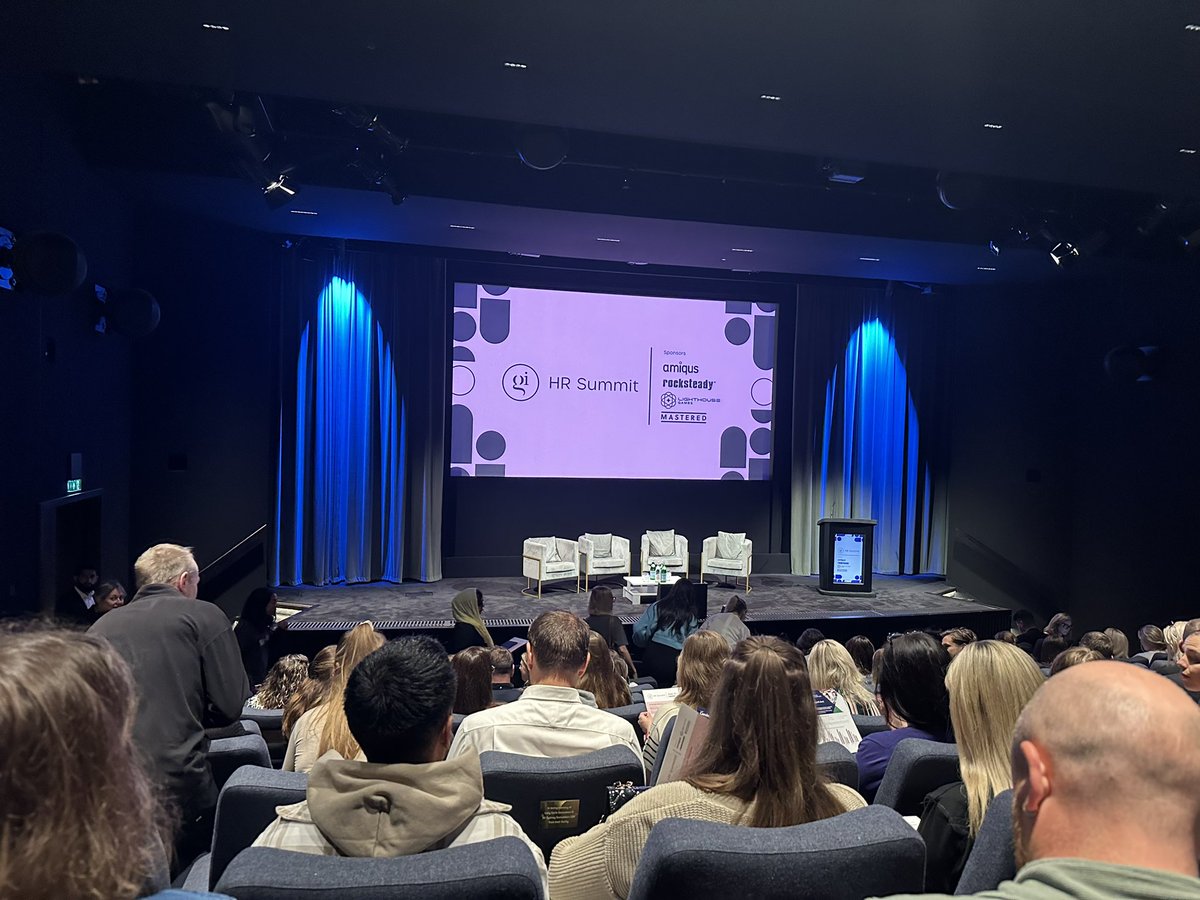 SurajKMehan's tweet photo. Looking forward to the day ahead 😊 got some fantastic speakers on the line up! #HRsummit #HRinGames #gibiz https://t.co/H6H96Nwo1N