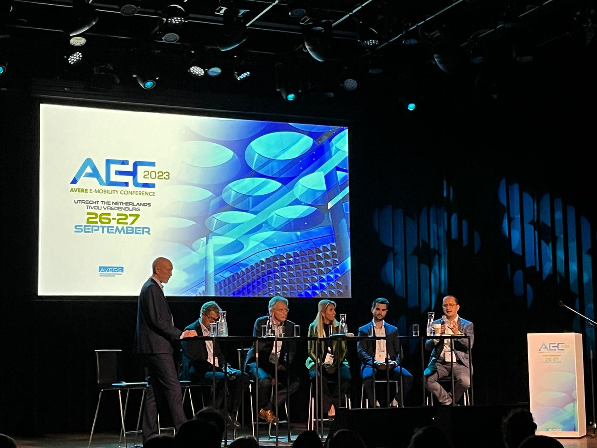 AVERE_EU's tweet image. Sharing is caring is the motto at the heart of the discussion during our dedicated panel. 

What does it mean as we #JoinForcesfor2035? Can we reduce emissions and make road transport more sustainable and affordable by sharing vehicles?