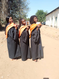 FACTzim's tweet photo. Today we celebrate these amazing young women who are determined to improve their lives. Congratulations to 39 DREAMS SMART Girls project participants who recently graduated from Vheneko Vocational Centre in Chipinge. 
#WomenCrushWednesday #WCW #SMARTGirls https://t.co/fWe2gu9HCZ
