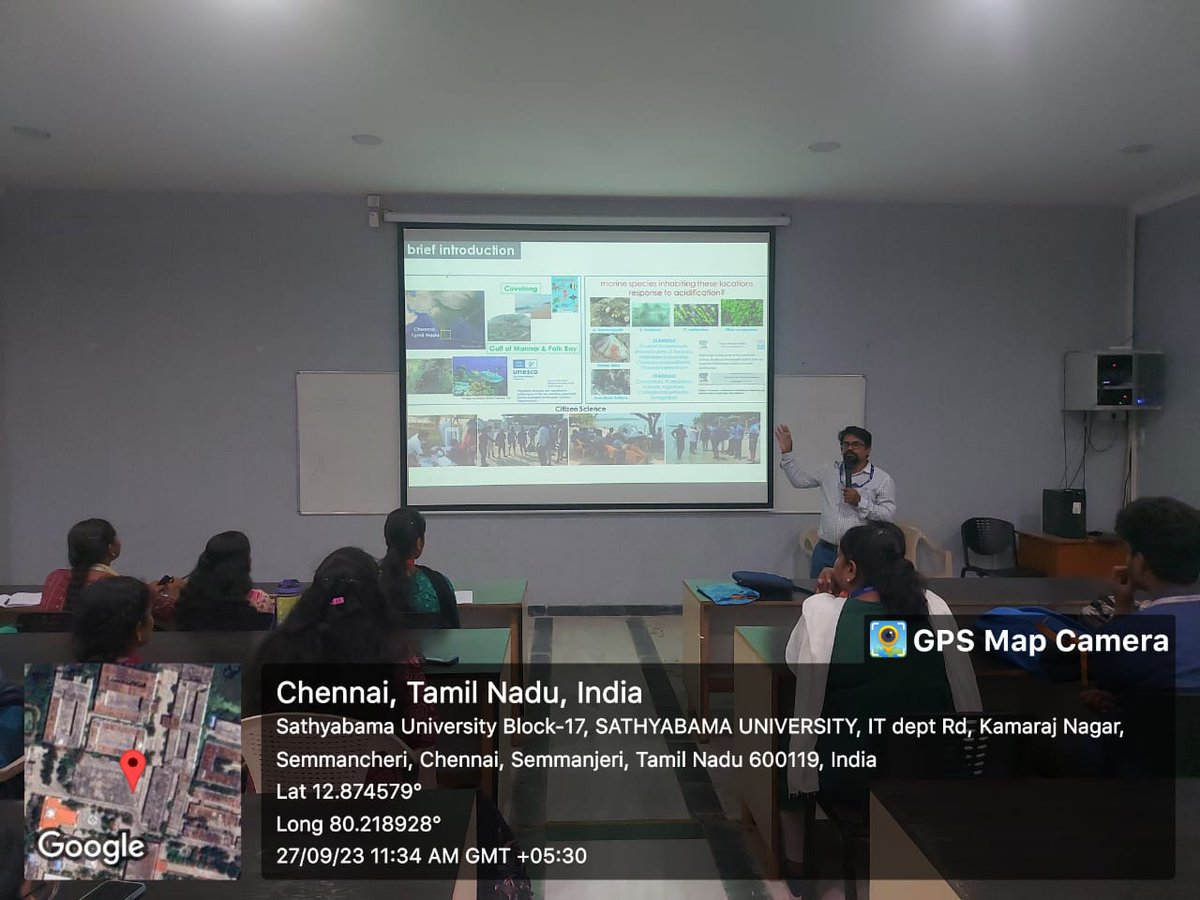 AmitKumar_ak14's tweet photo. Taught #MarineBioinfomatics in a combined class for BSc and MSc Bioinformatics. Shared outcomes of our own research work in the field of #DNATaxonomy #Phylogeny #MicrobialGenomics @Prakash_caridea. It was fun to interact with the students @SathyabamaSIST https://t.co/H3mDijvlBl