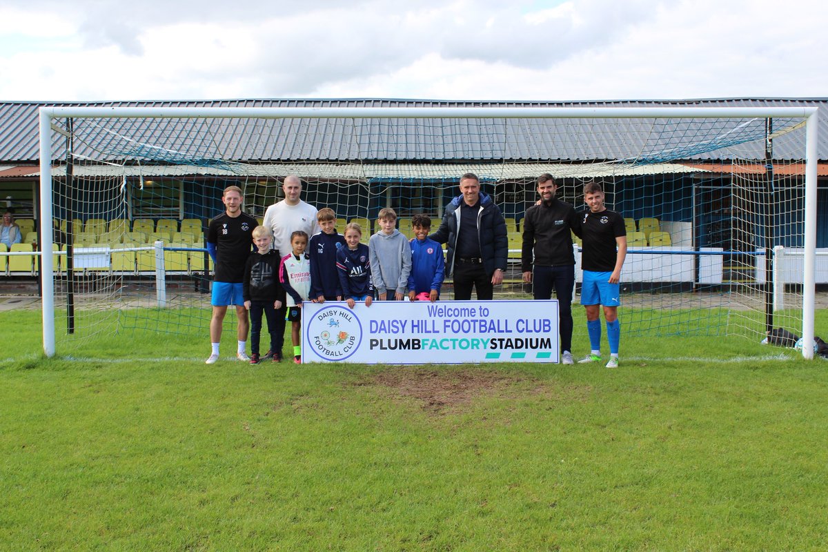 OfficialDHFC's tweet photo. 📣 CLUB ANNOUNCEMENT 📣

We are absolutely thrilled to announce our new 2 year stadium sponsorship deal with local firm @plumbfactory 🤝🏼

New Sirs will now be known as the 'Plumb Factory Stadium' having sponsored the stadium naming rights 🏟️

Thankyou Plumb Factory 🤝🏼💙 https://t.co/Ngi7JdIs65