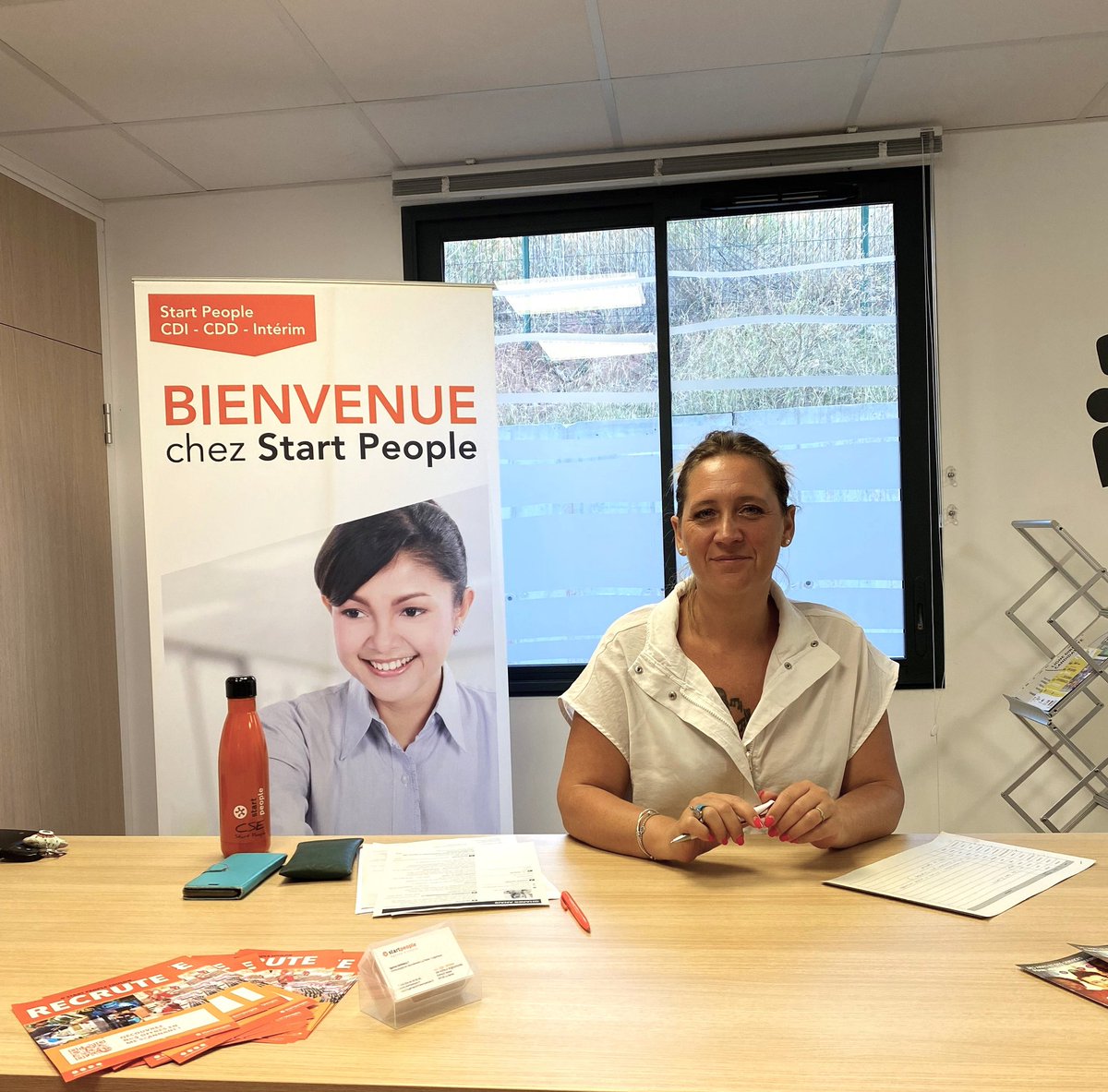 Caroline Roose (@caroline_roose) on Twitter photo 🏁Le Rallye de l'#intérim c'est tous les mercredis dans notre agence @poleemploi_VAR de <a href="/lagarde83130/">Ville de La Garde</a> !
Aujourd'hui les candidats présents ont pu rencontrer <a href="/StartPeopleFRA/">Start People France</a> et participer à des #entretiens d'embauche.
#TousMobilisés #Rallyedelinterim👍 🏁Le Rallye de l'#intérim c'est tous les mercredis dans notre agence @poleemploi_VAR de <a href="/lagarde83130/">Ville de La Garde</a> !
Aujourd'hui les candidats présents ont pu rencontrer <a href="/StartPeopleFRA/">Start People France</a> et participer à des #entretiens d'embauche.
#TousMobilisés #Rallyedelinterim👍
