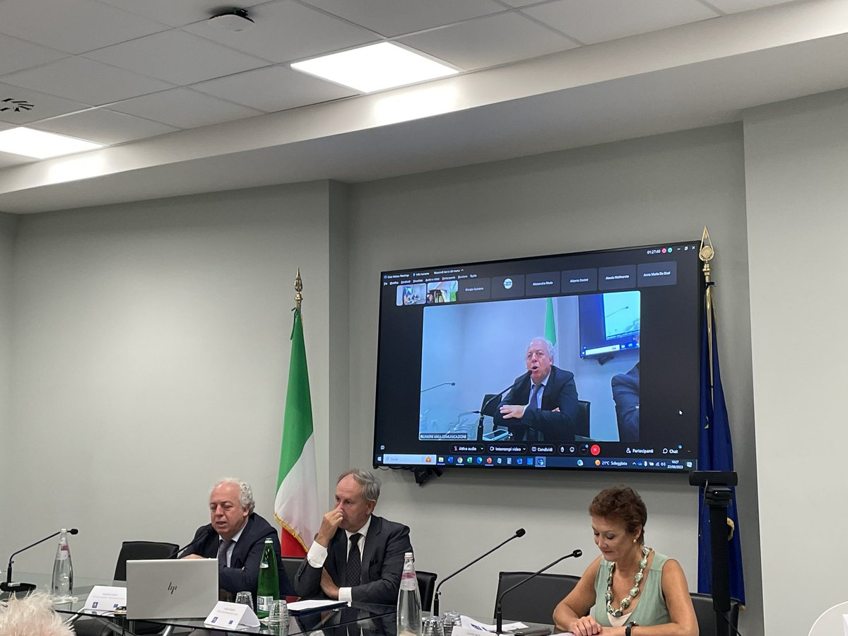 CDE Agenzia Coesione (@cde_agcoesione) on Twitter photo Siamo allo Spazio Esperienza Europa - David Sassoli al lancio del ciclo di webinar “Yes, we can (no can/cer):Piano europeo di lotta contro il cancro. Focus su seno e polmone”
<a href="/eudirectsiena/">Europe Direct Siena</a> #EUROPEDIRECTCHIETI @EdicRMInnov <a href="/EUROPEDIRECTTP/">EUROPE DIRECT TRAPANI SICILIA</a>
<a href="/EuropeDirectVR/">Europe Direct Verona</a>
<a href="/ednuoro/">europedirectnuoro</a>
<a href="/EuropeDirectVe/">EuropeDirectVenezia</a> Siamo allo Spazio Esperienza Europa - David Sassoli al lancio del ciclo di webinar “Yes, we can (no can/cer):Piano europeo di lotta contro il cancro. Focus su seno e polmone”
<a href="/eudirectsiena/">Europe Direct Siena</a> #EUROPEDIRECTCHIETI @EdicRMInnov <a href="/EUROPEDIRECTTP/">EUROPE DIRECT TRAPANI SICILIA</a>
<a href="/EuropeDirectVR/">Europe Direct Verona</a>
<a href="/ednuoro/">europedirectnuoro</a>
<a href="/EuropeDirectVe/">EuropeDirectVenezia</a>
