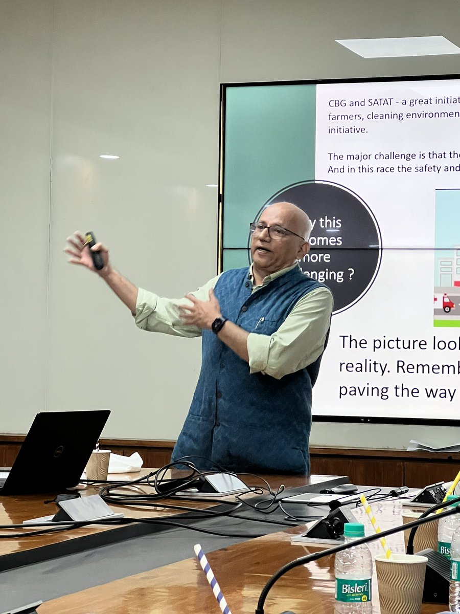IccsaFoundation's tweet photo. #TransformativeTransport #ClimateGoals Panel 2
Technological Roadmap for Abatement of Non-CO2 and Methane Emissions from the Transport Sector
Keynote address by Dr R R Sonde @iitdelhi joined with distinguished panelist from @CSIRCRRI @CPCB_OFFICIAL @giz_gmbh @EnvDefenseFund https://t.co/H1AINZWD6m