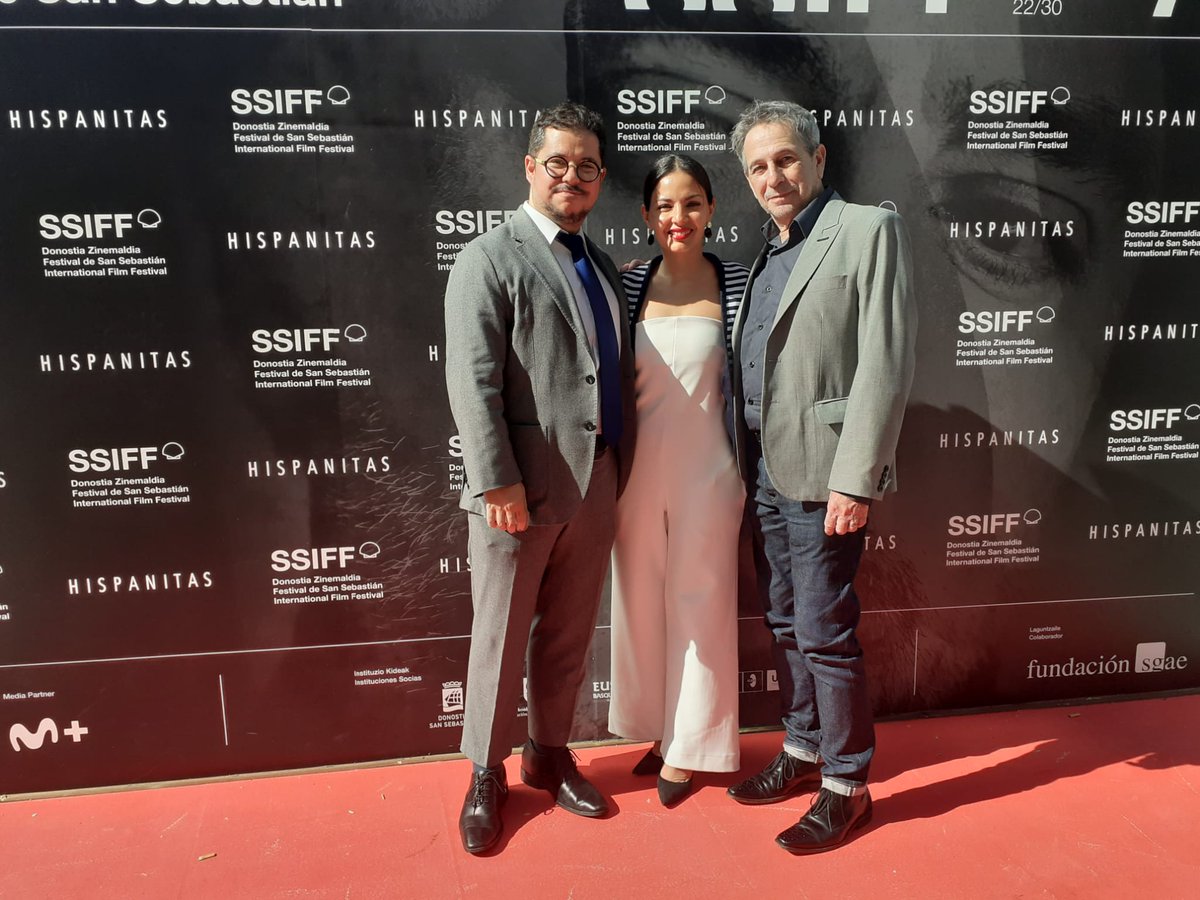 Presentamos en <a href="/sansebastianfes/">Donostia Zinemaldia - Festival de San Sebastián</a>  #LosMilDiasDeAllende de <a href="/paroxproductora/">ᴘᴀʀᴏx</a> 
🎥Junto al Embajador #JavierVelasco, la Ministra de <a href="/culturas_cl/">Ministerio de las Culturas</a> <a href="/_caroarredondo/">Carolina Arredondo</a>, nuestro agregado cultural Germán Berger y la valiosa presencia de algunos actores de reparto. #festivaldecinesansebastian